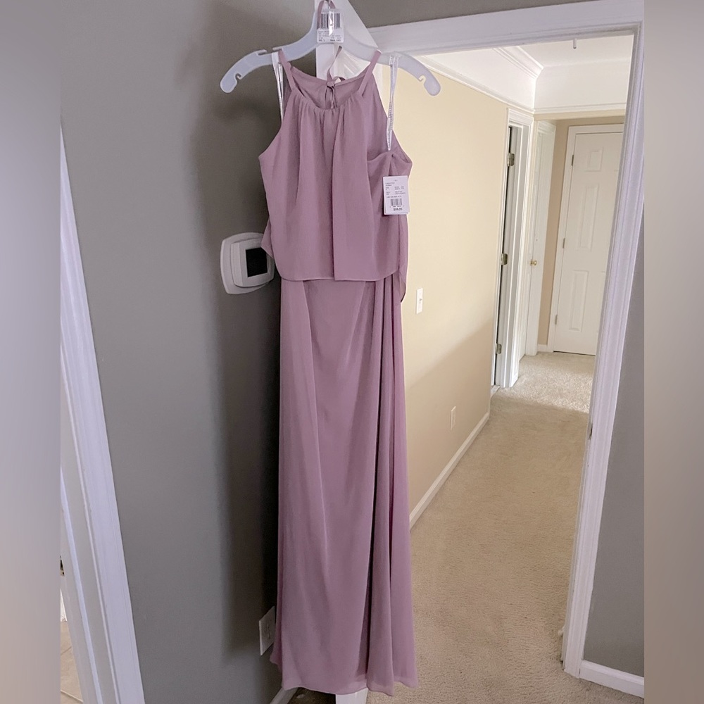 Long formal high neck bridemaid dress - David’s bridal  - Size 6
